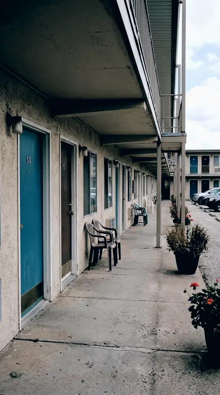 Street Glow applied to Motel door