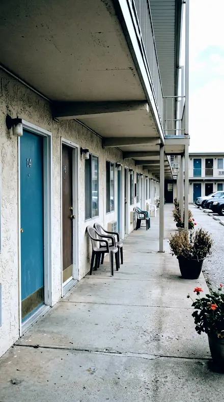Town Edge applied to Motel door