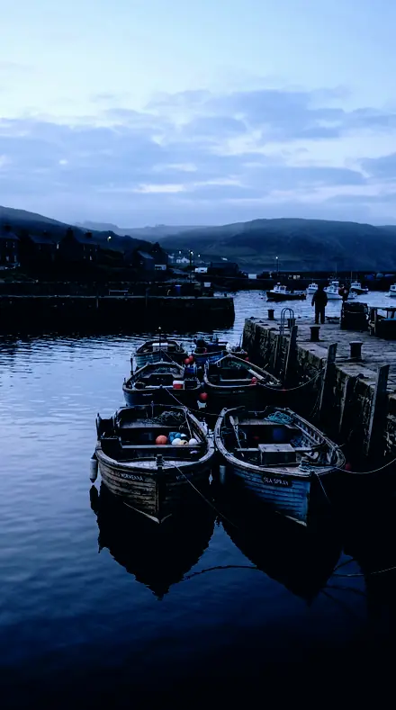 Edge Wash applied to Harbour boats