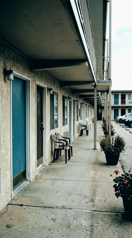 Spill Edge applied to Motel door
