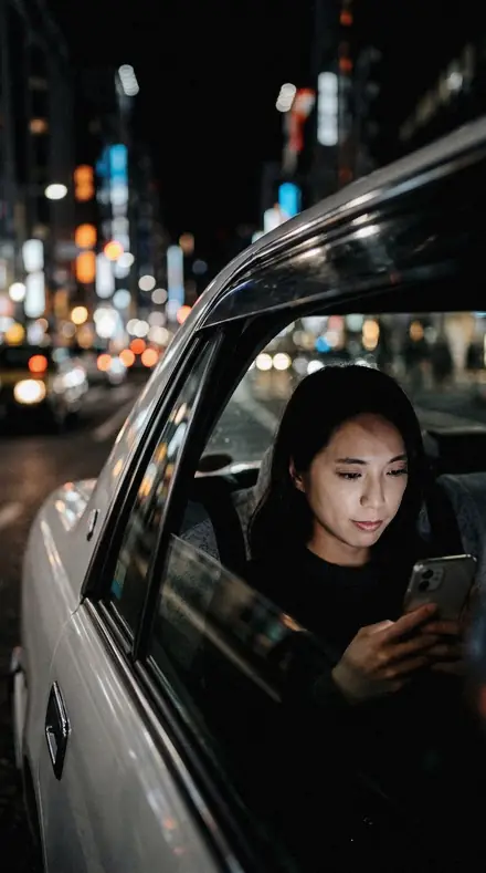 Phone Restraint applied to Taxi night window