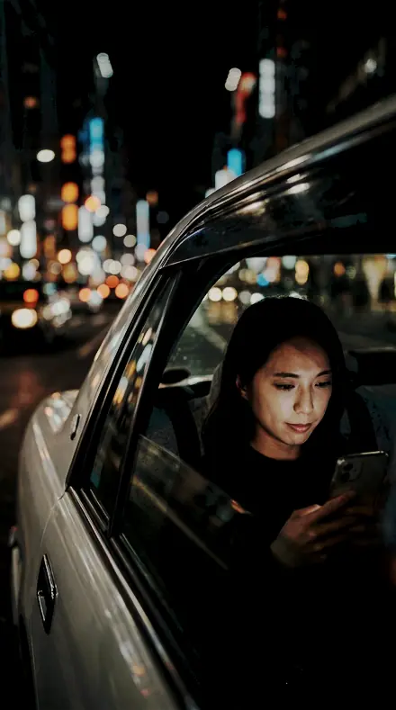 Tone Map applied to Taxi night window