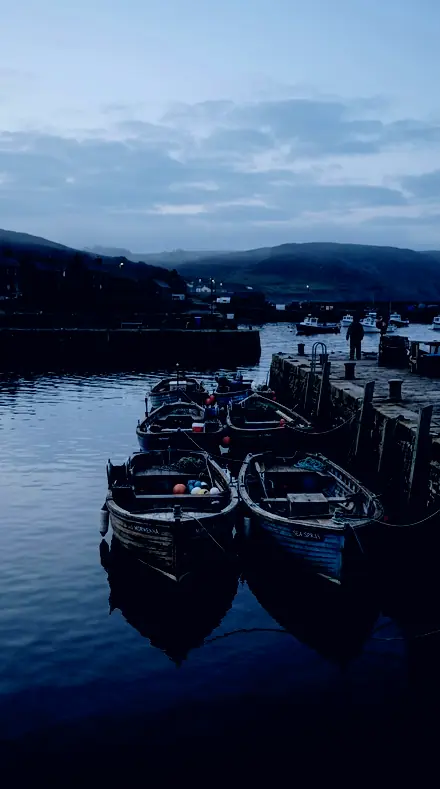 Skyglow Cut applied to Harbour boats