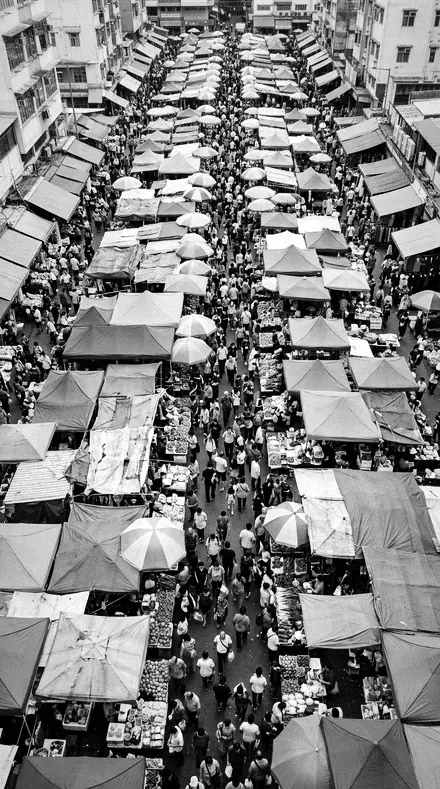 Mile Zero Mono applied to Market crowd