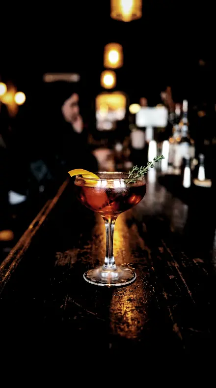 Cast Shadow applied to Cocktail bar