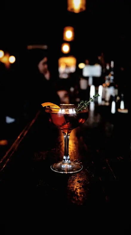 Side Source applied to Cocktail bar