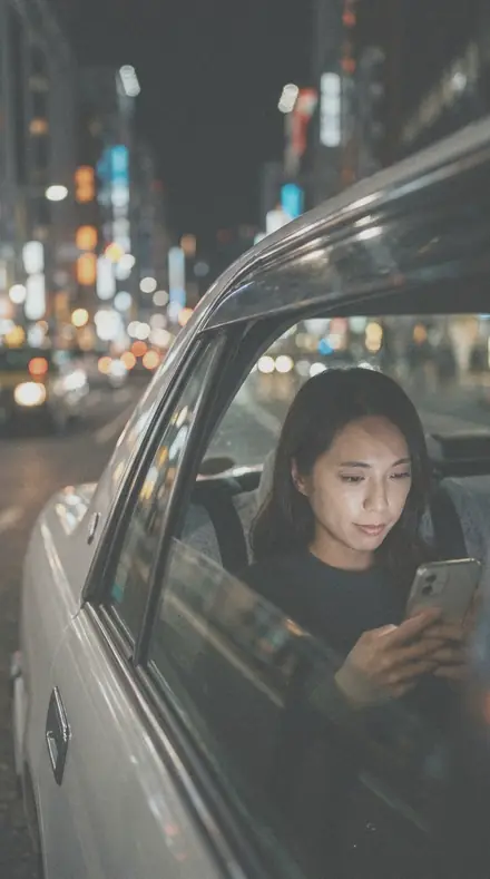 Copy Desk applied to Taxi night window