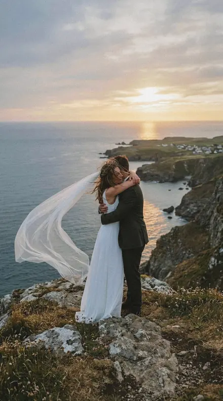 Flashing Lead applied to Cliff elopement