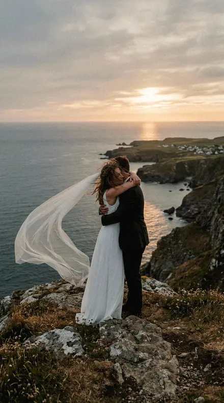 Subway Face applied to Cliff elopement