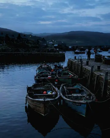 harbour boats. With the Foamcrest preset applied.
