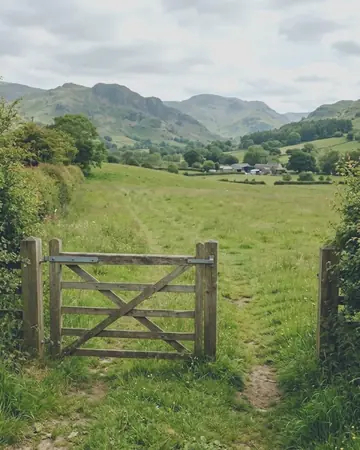 The gate, the field, the green done right. With the Japan Film preset applied.