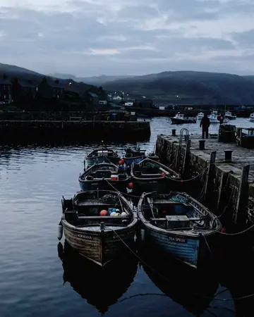 Morning boats, before the harbour woke. With the Japan Film preset applied.