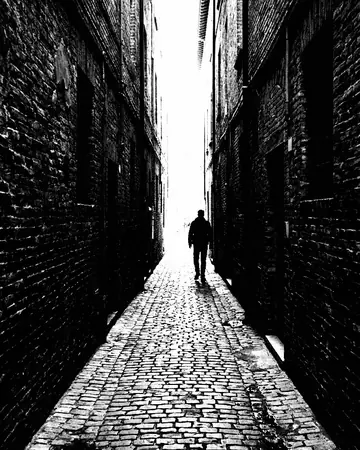 Alley lines. With the Pitchblock preset applied.