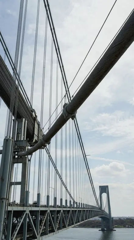 Brightwork Line applied to Bridge cables