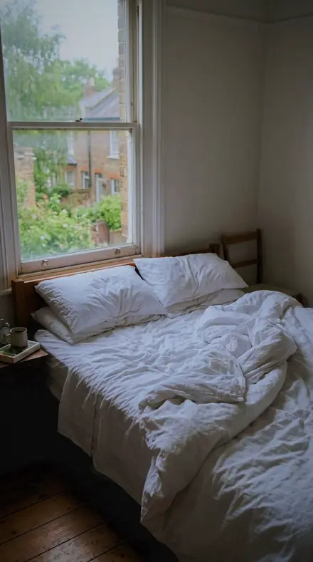 Glass Blue applied to Bed morning