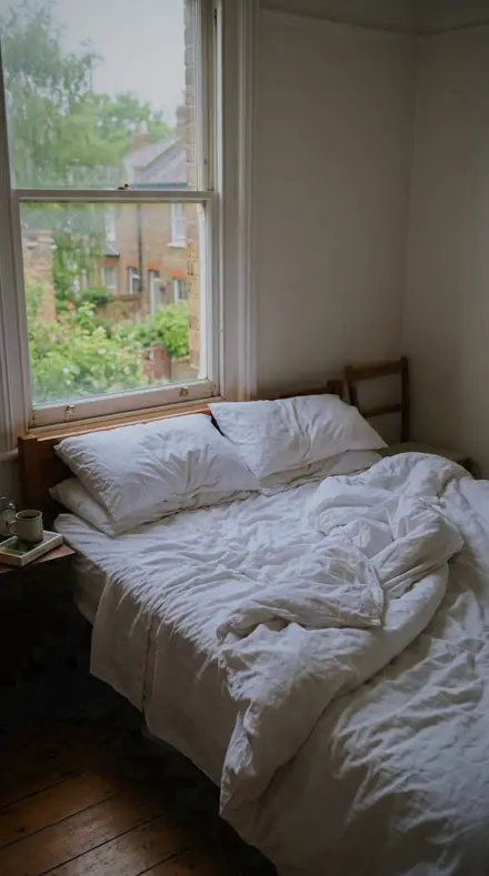 Cobalt Pane applied to Bed morning
