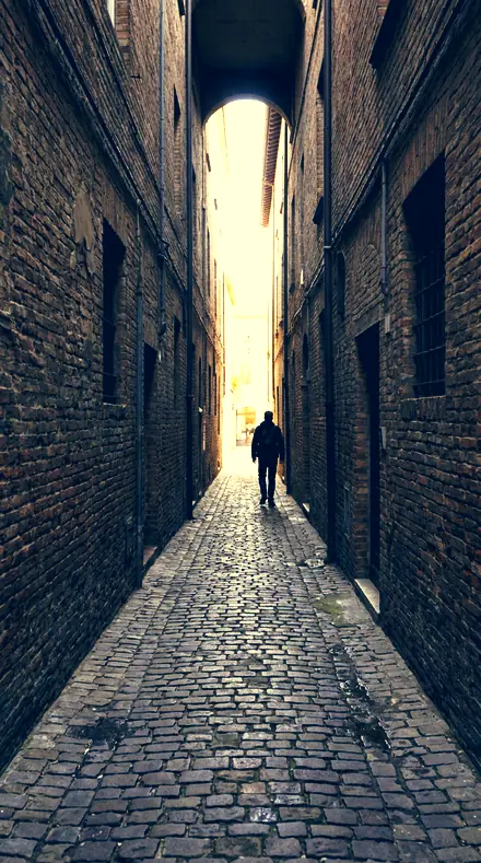 Divided Tone applied to alley lines