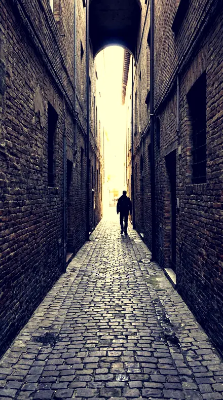 Hot Highlight applied to alley lines