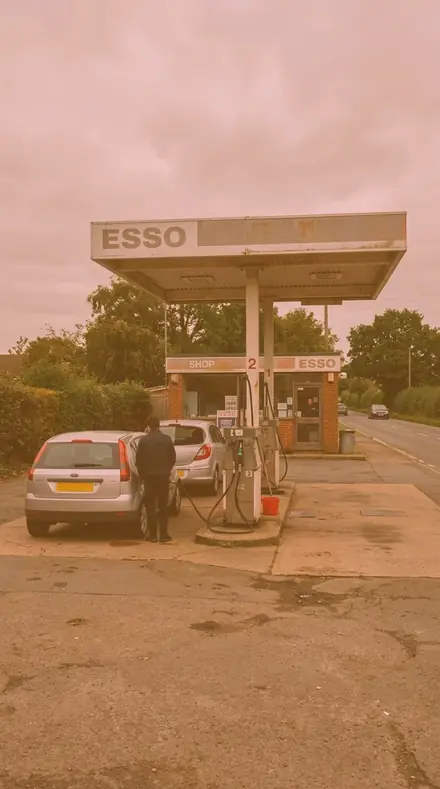 Warm Reversal applied to petrol station