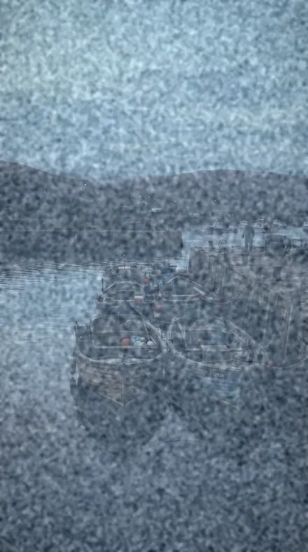 Silver Mirror applied to harbour boats