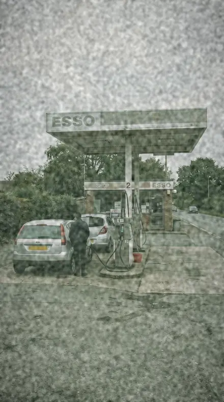 Reticulation Mark applied to petrol station