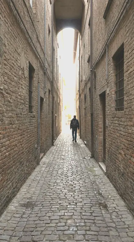 Long Table applied to alley lines