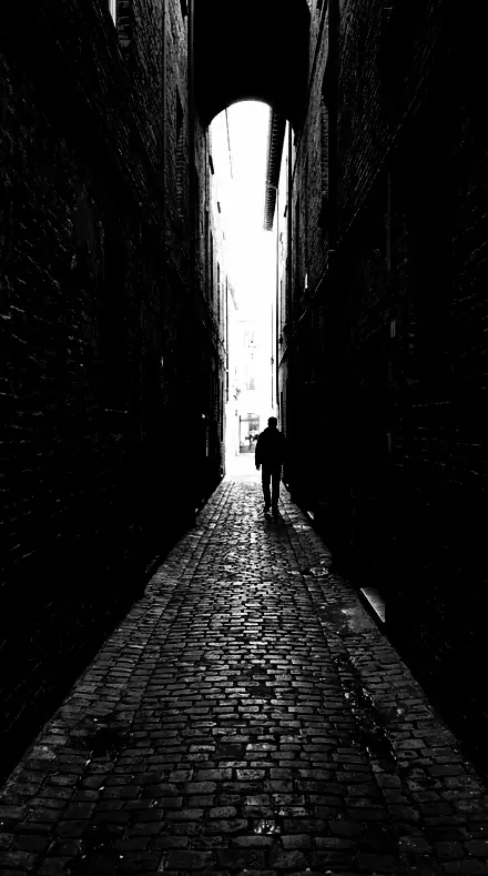 Poster Grade applied to alley lines