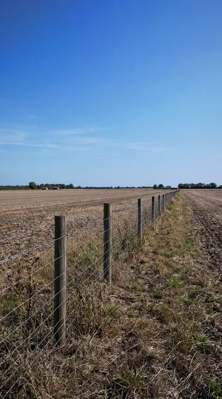 Granite Glare applied to field fence
