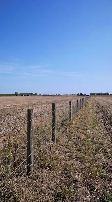 Bare Slope applied to field fence