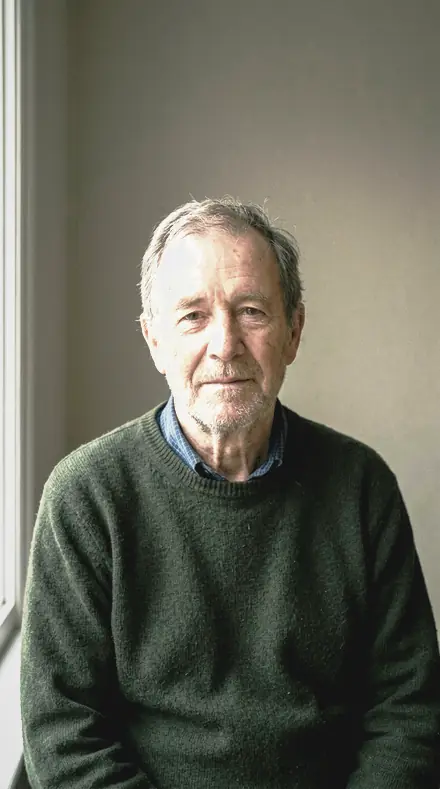 Even Complexion applied to man portrait