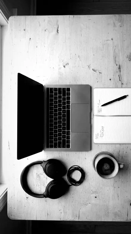 Ink Mono applied to A desk that suddenly looks like content
