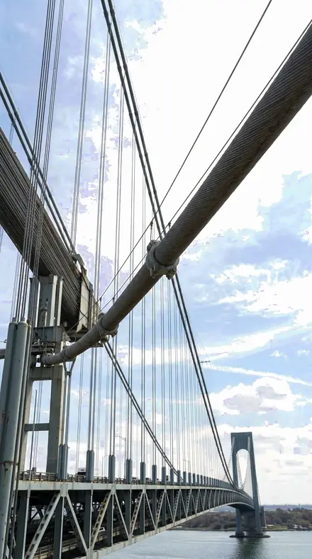 Avenue Run applied to bridge cables