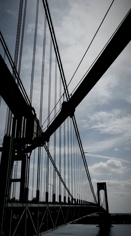 Shutter Gap applied to bridge cables